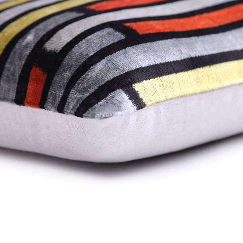 Coussin en velours fait à la main 16 x 16 - rayé orange, jaune et gris
