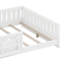 Lit plateforme en bois avec garde-corps et tablettes de rangement-189208084-189208087