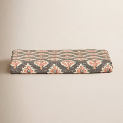 Caigan 17" Chair Pad