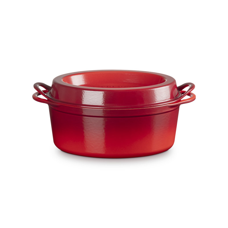 Le Creuset Enameled Cast Iron Traditional Oval Doufeu , 7.75 Qt. - Cerise, Red