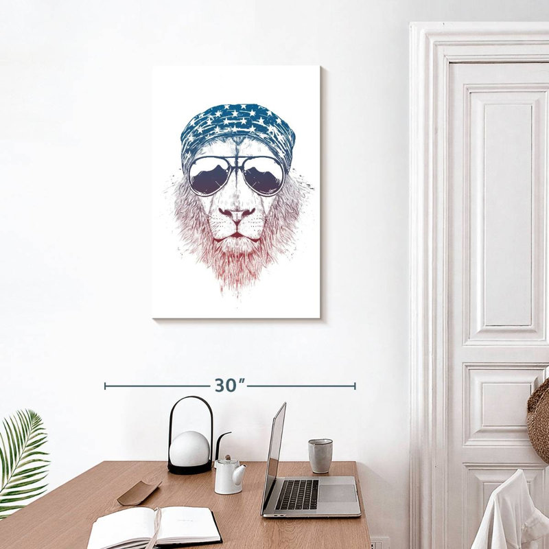 Brampt Wild Lion, 30" H x 20" W