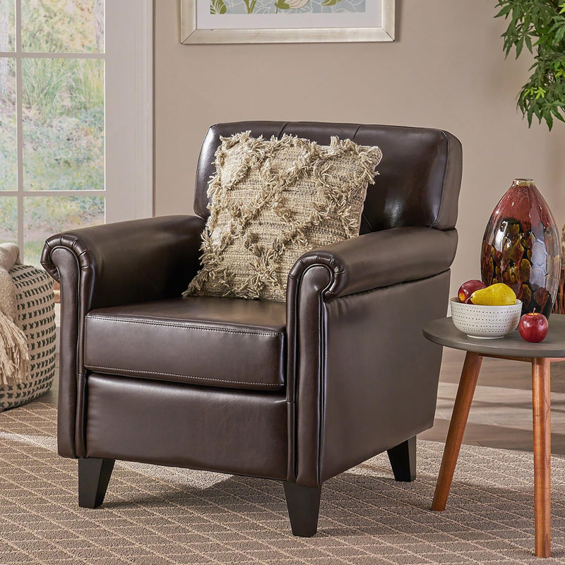 Fauteuil club capitonné pour la détente dans n'importe quel coin confortable