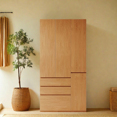 Garde-robe simple de couleur unie