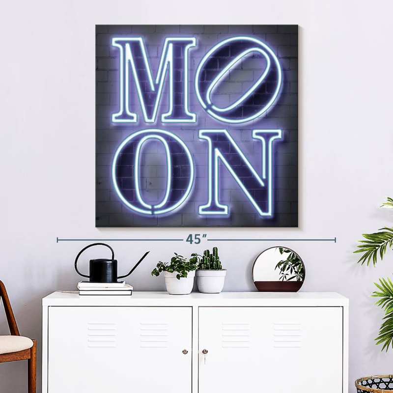 Tergel Neon Moon