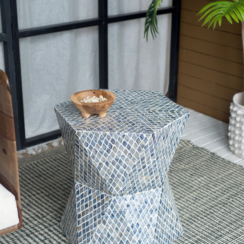 Tabouret d'appoint moderne géométrique bleu avec incrustation de Capiz, table d'appoint hexagonale pour le salon, la chambre à coucher ou le vestibule