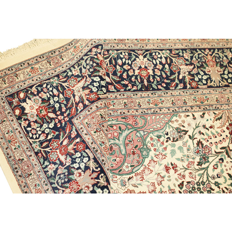 Hand Knotted Wool Area Rug in Ivory And Navy