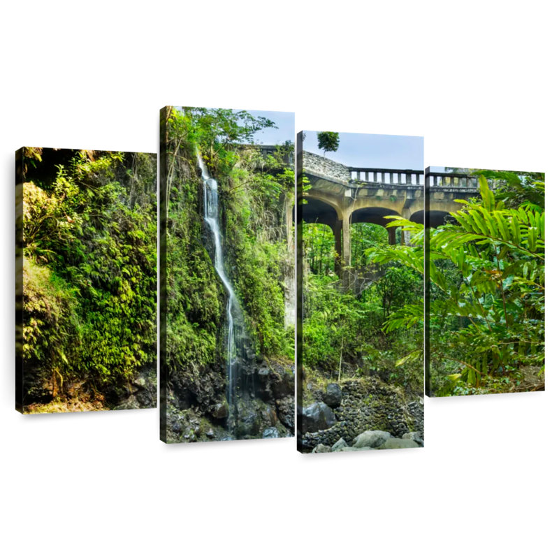 Lilie Hawaii Waterfall By Hana Bridge, H 22 po x l 36 po