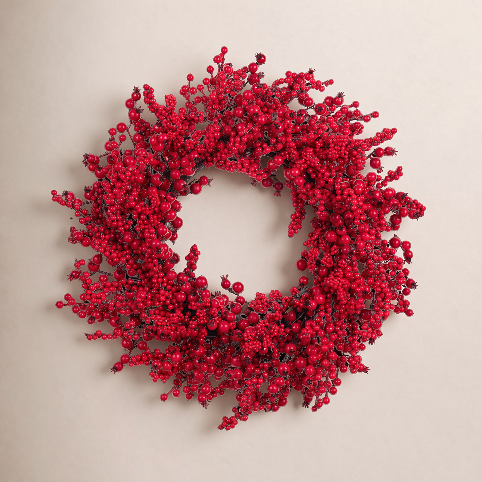 28" Christmas Full Berry Wreath