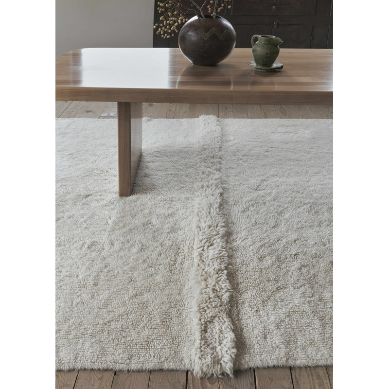 Sheep of the World Handmade Wool Area Rug, Rectangle 8'2" x 11'2"