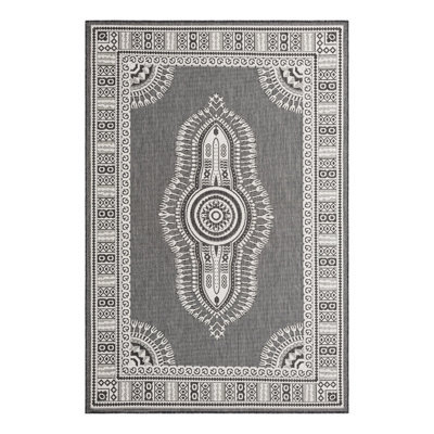 Indoor/Outdoor Traditional Area Rug