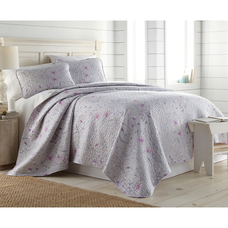 Ensemble de courtepointe réversible Secret Meadow de Southshore Fine Linens, gris, en microfibre doublement brossée à motif floral avec matelassage brodé, couvre-lit léger toutes saisons, 1 courtepointe et 2 taies d'oreiller King, King / California King