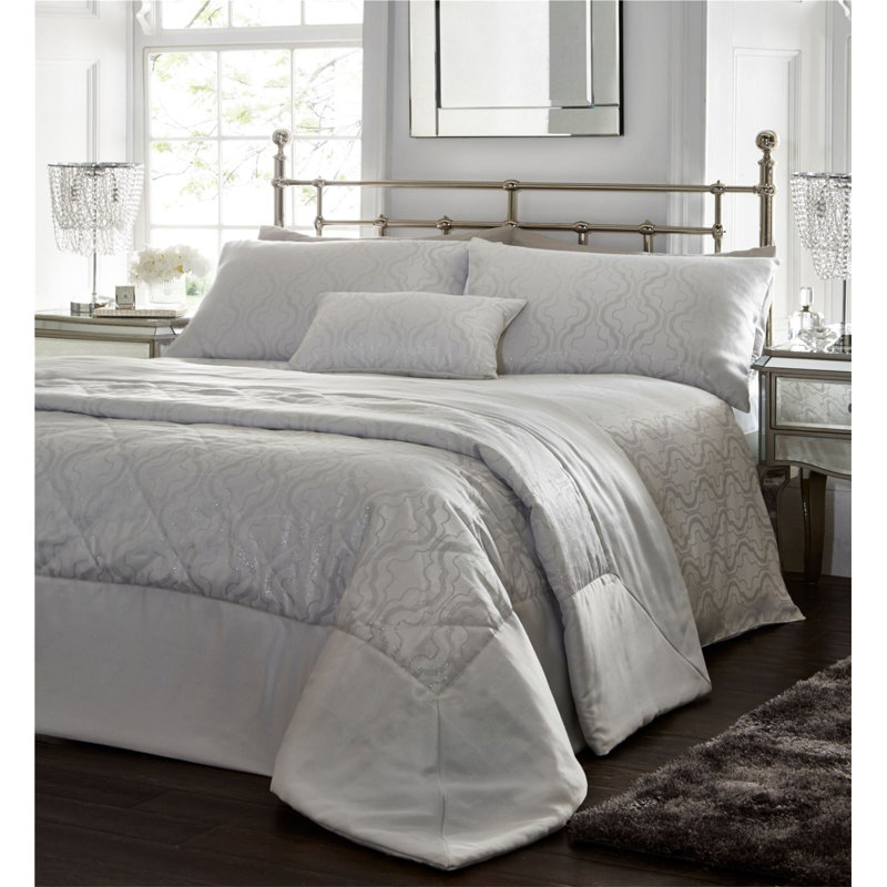 Chilton Damask Duvet Cover Set with Pillowcases, Kingsize - 2 Standard Pillowcases