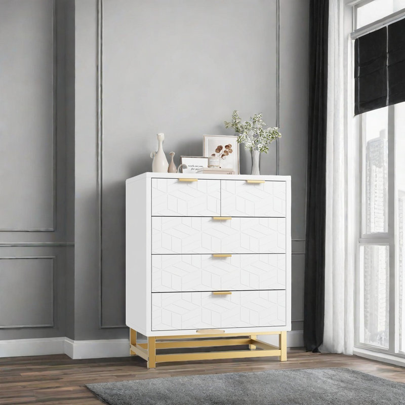 5 Drawer Dresser For Bedroom, 122 cm H x 81 cm W