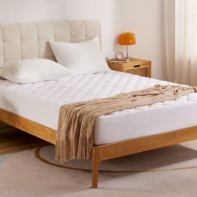 Eslettes 18'' Mattress Pad