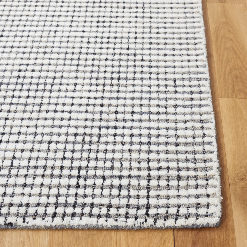 Handmade Abstract Grey/Ivory Wool Runner Rug 27" x 7"