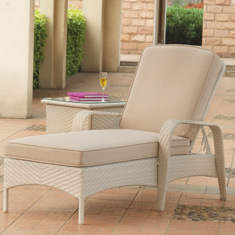 Spradlin Wicker Outdoor Side Table , 22.5'' in. W 22.5'' in. D, Rustic White, 22.5" H x 22.5" W x 22.5" D