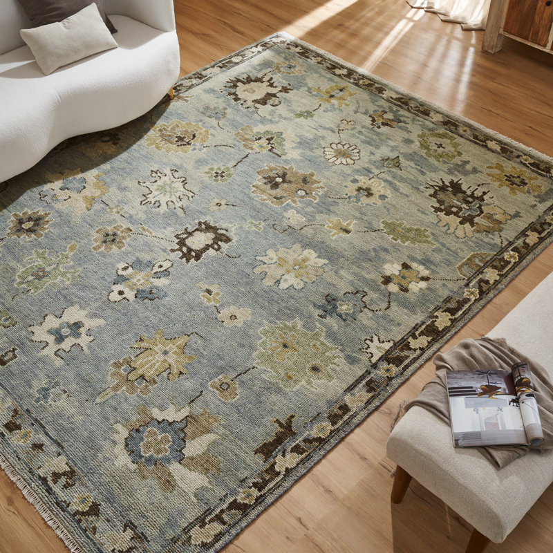 Oushara Hand Knotted Wool Oriental Area Rug, Rectangle 4' x 6'