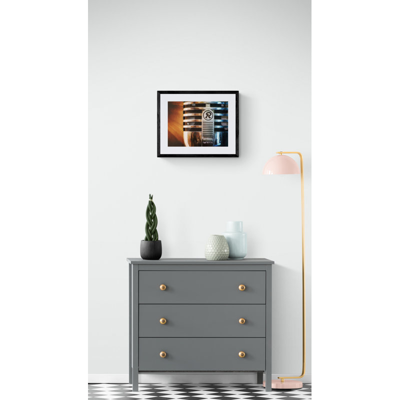 Retro Microphone Print by Scott Norris, 25.25" H x 31.25" W