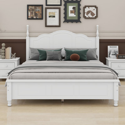 Wood Platform Bed And Nightstands