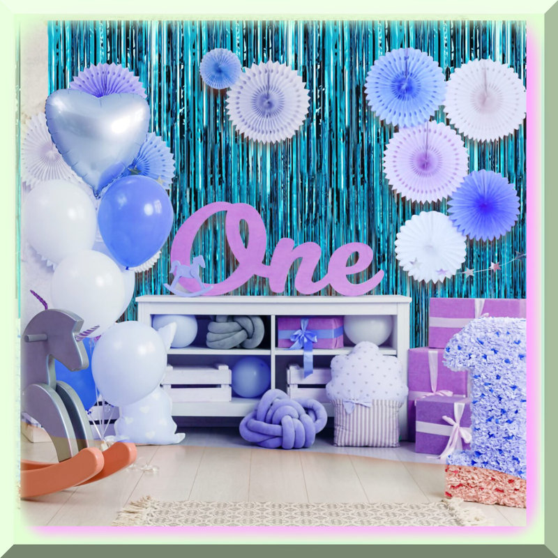 White Circle Garlands & Snowflake Streamer Banner Set