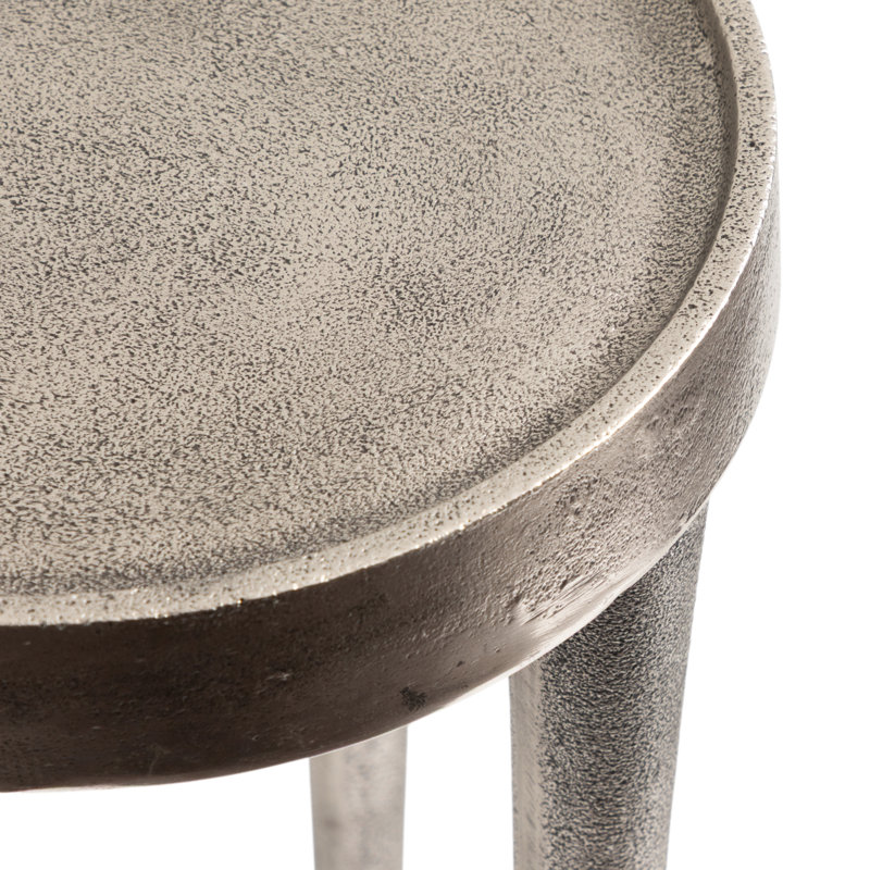 Table à boissons ronde en métal, H 20,5 po x l 10 po x P 10 po, Argent