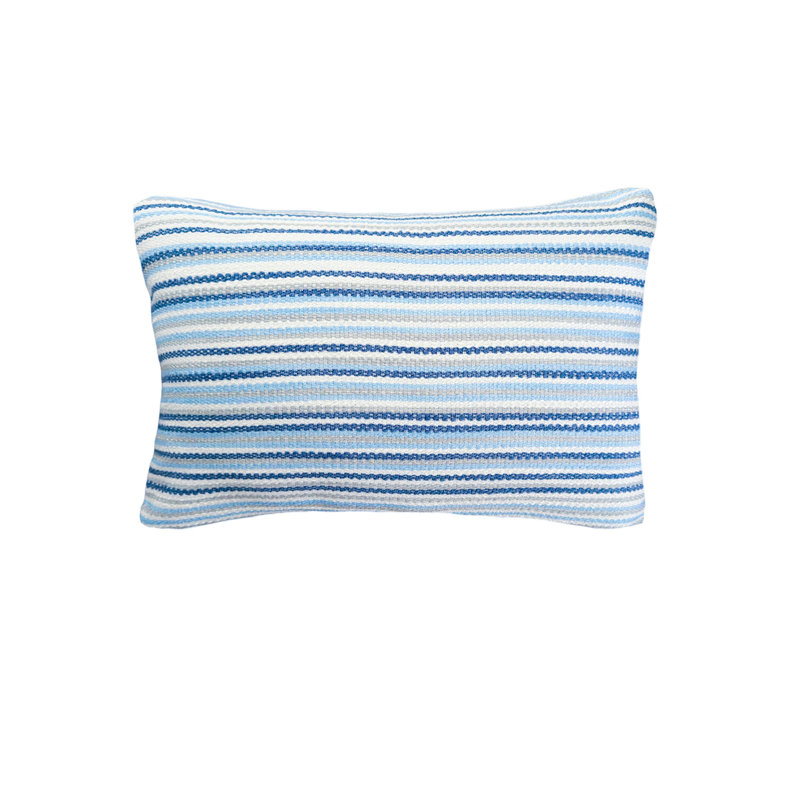 Yacht Indoor/Outdoor Pillow Cover & Insert, 14"H x 20"W, Rectangular