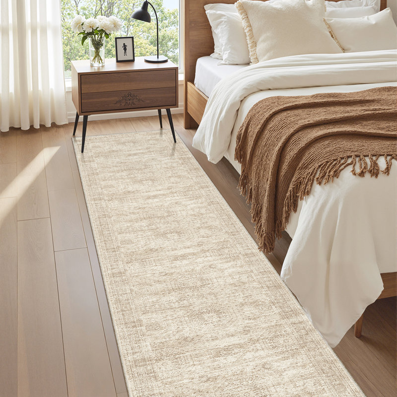 Tapis persan lavable délavé, Tapis de couloir 2 pi x 8 pi, Beige