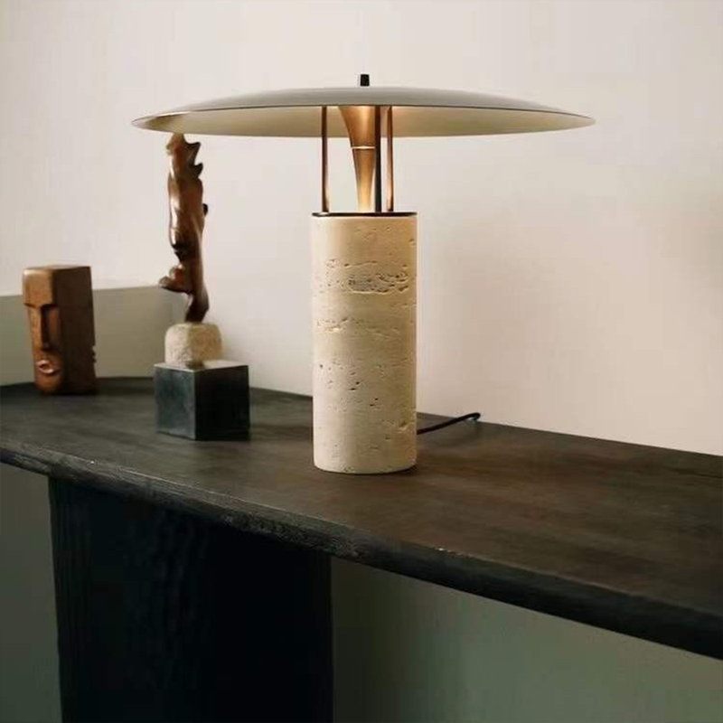 Black Metal Table Lamp