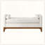 Grand repose-pieds rembourré en tissu avec coussins-129506401