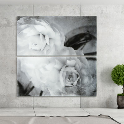 " Dark Ranunculus I AB " 2 - Pieces