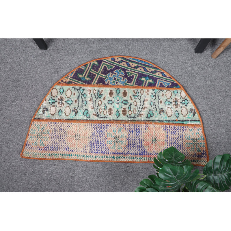 Tapis rond vert en laine patchwork idéal pour les salles de bain et comme tapis de porte avec un design rétro anatolien