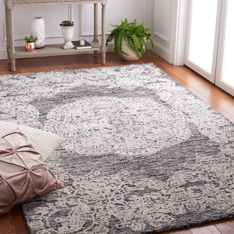 Batichon Hand Tufted Wool/Bamboo Silk/Cotton with Cotton Backing Oriental Rug in Gray/Ivory, Rectangle 5' x 8'