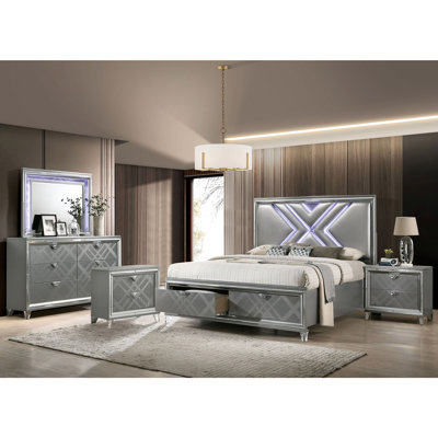Waldrup Solid Wood Piece Bedroom Set