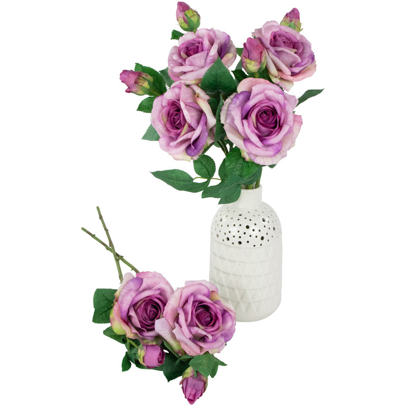 Toucher les tiges artificielles roses, Mauve