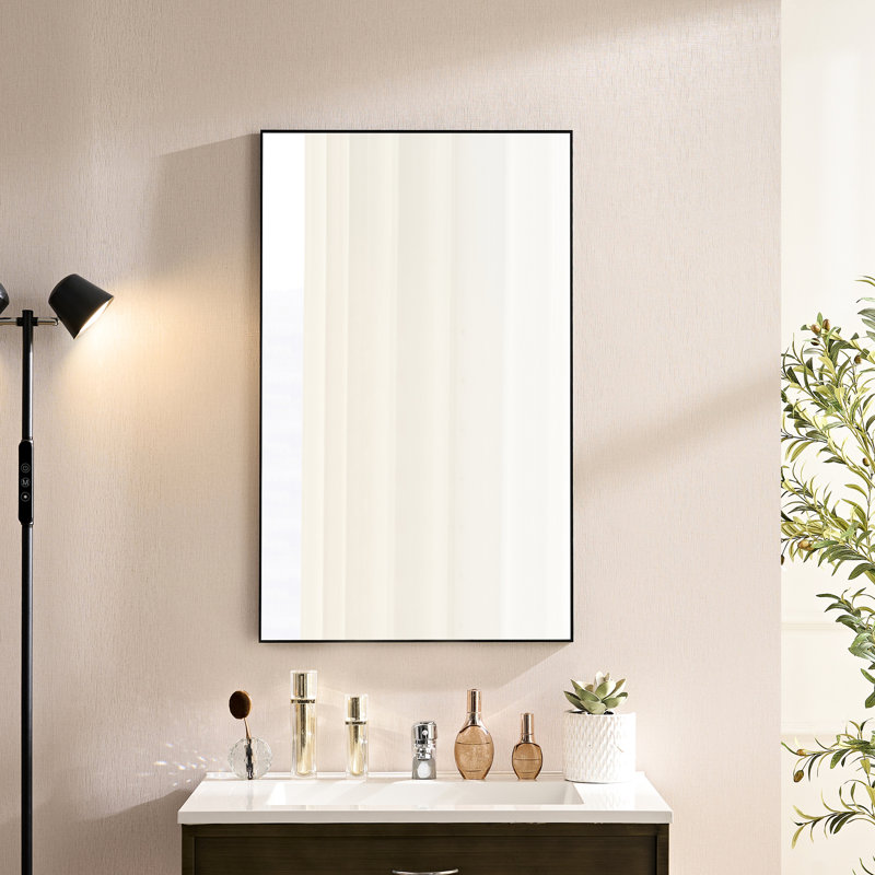 Miroir de salle de bain 60 po. 22 po. Noir