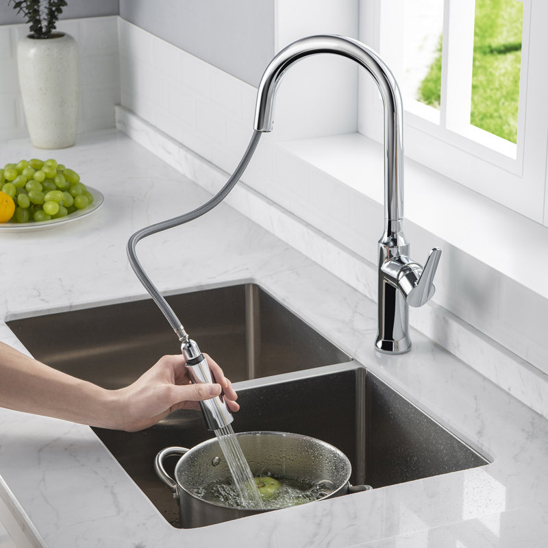 Robinet de cuisine rétractable à poignée simple, Chrome