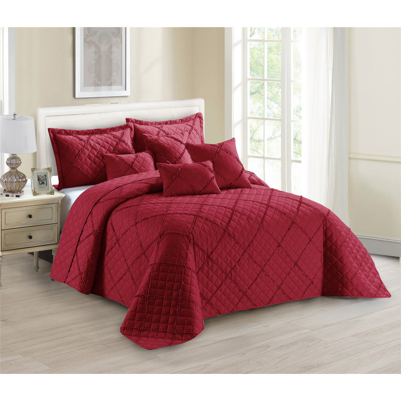 Fairdale Polyester Solid Colour Bedspread with Pillow Shams, Red, 250 x 270 cm Bedspread - 2 Shams