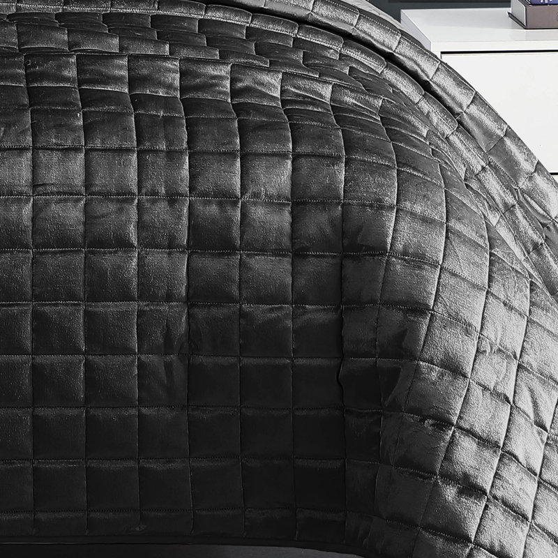 Graphite Velvet Reversible Full/Queen Quilt Set with Shams