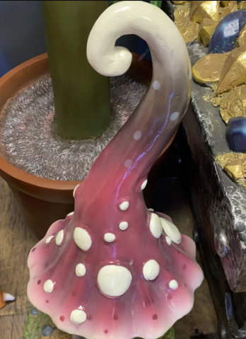 Small Dotted Mushroom Over Sized Statue