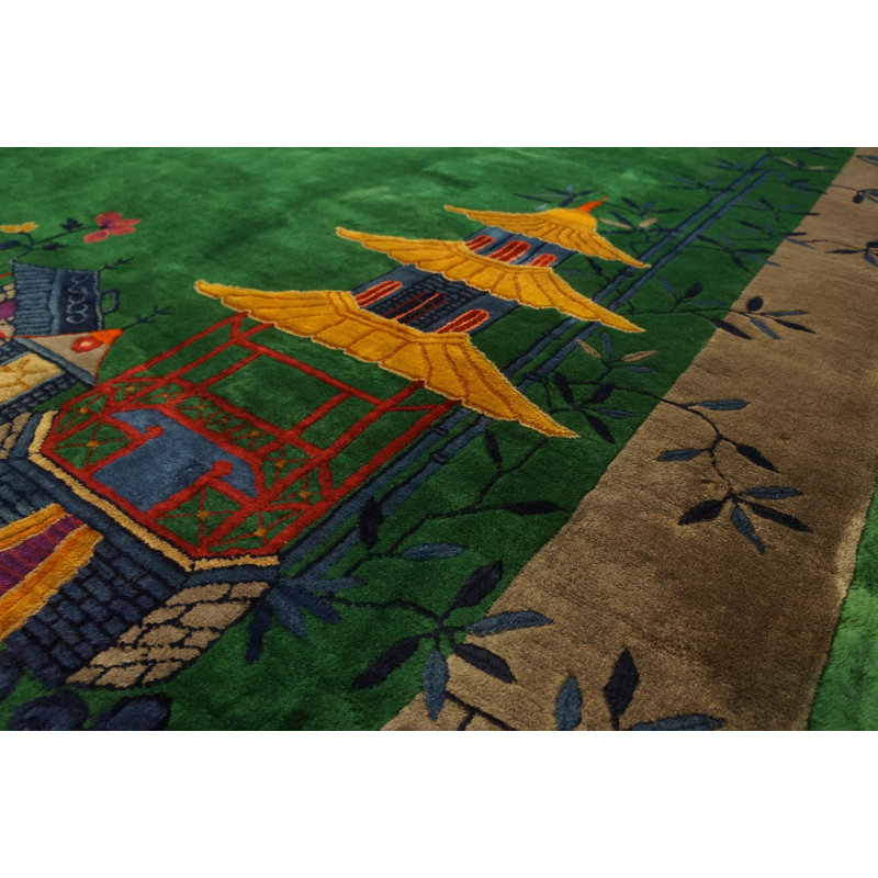 Hand Knotted Wool Area Rug in Green