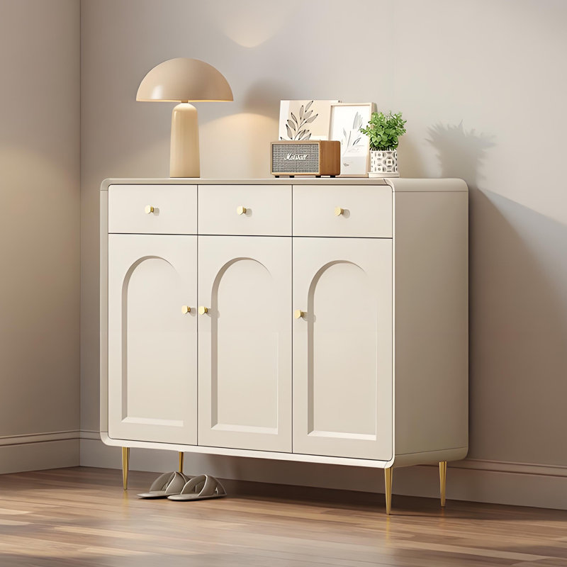 Axton, 39.76" H x 47.24" W x 13.39" D