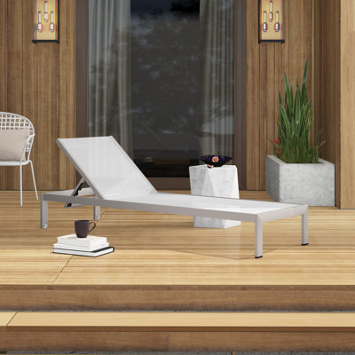 Chaise longue simple inclinable 76 po Aynura
