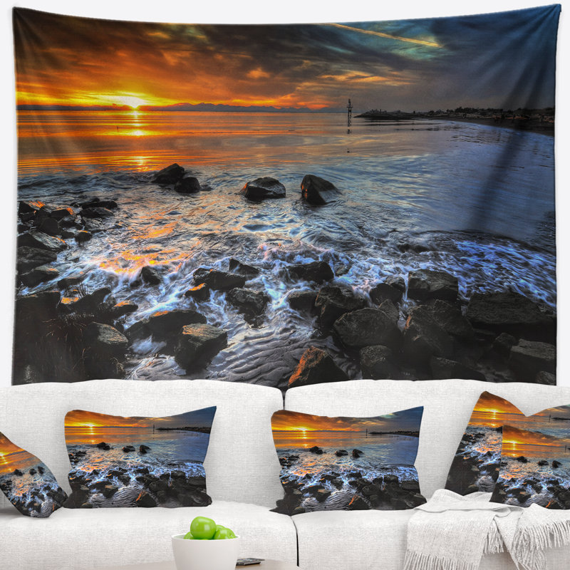 Tapisserie paysage coucher de soleil sur la côte rocheuse de l'océan, H 50 po x l 60 po