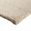 Tapis moyen Keny, motif abstrait beige d'inspiration mondiale-107717729
