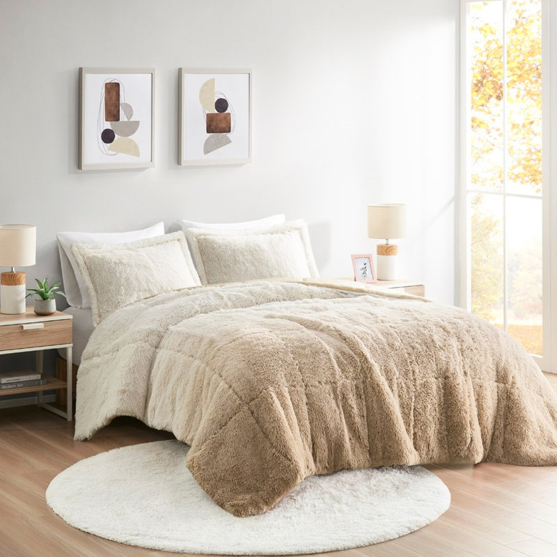 Édredon grand format en fourrure à poils longs ombré - rembourré, faux revers en vison chaud, comprend 2 taies décoratives douillettes et rembourrées douces