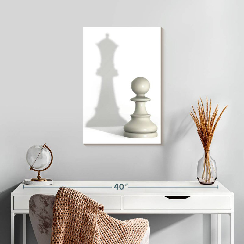 Senne Queen Pawn Shadow, 24" H x 16" W