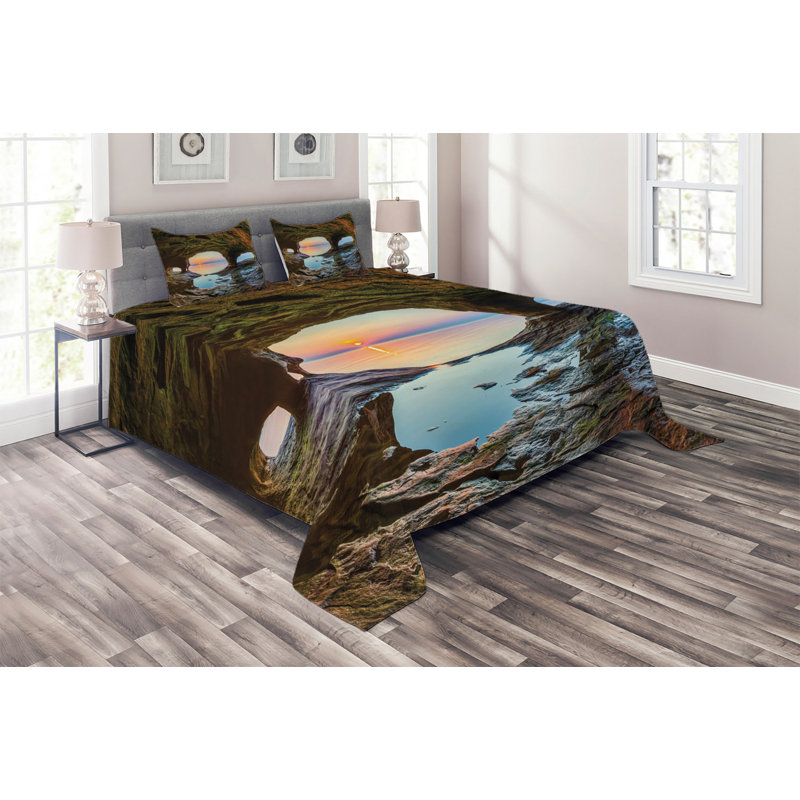 Coastal Polyester Coverlet, King Bedspread + 2 Shams