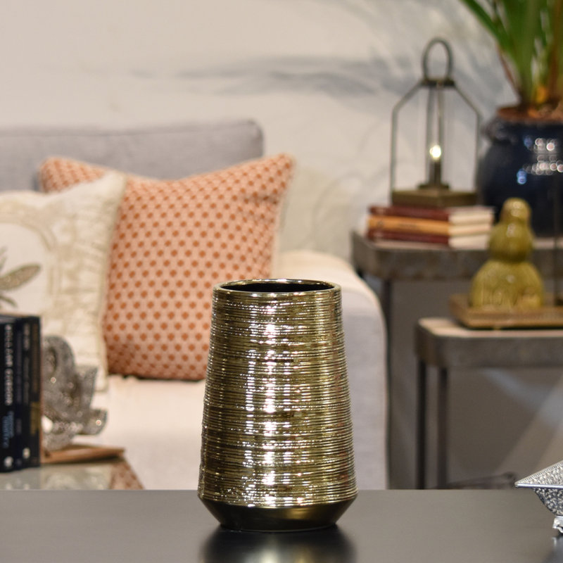 Table Vase, Gold, 7.5" H x 5" W x 5" D