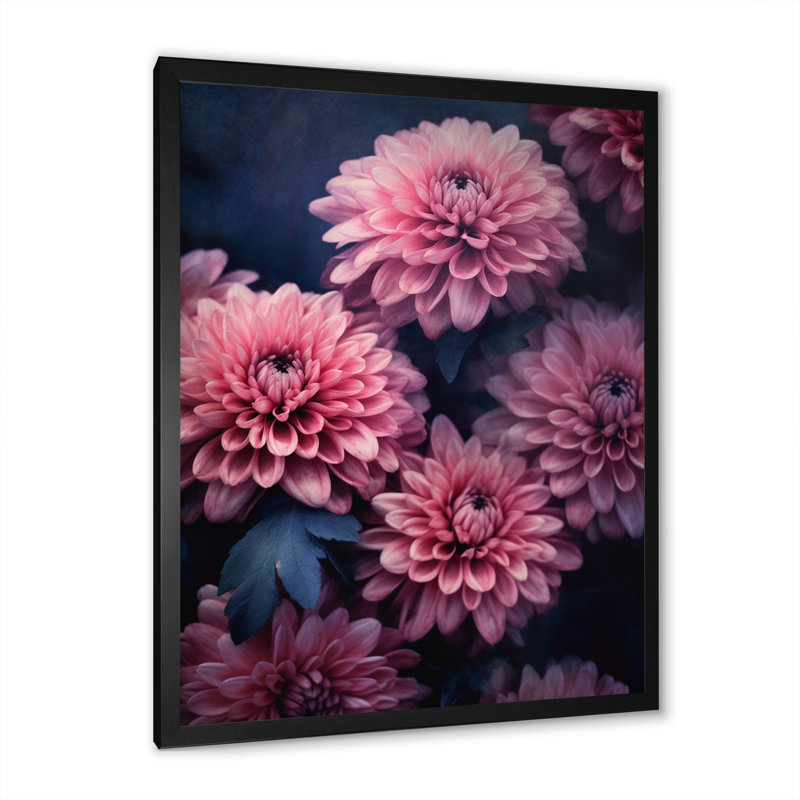 «Pink Grey Mums Spendor», reproduction sur toile, H 40 po x l 30 po x P 1,5 po, Cadre simple noir