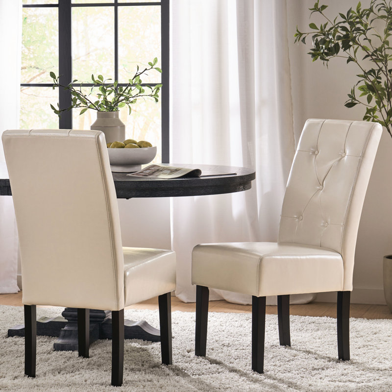 2 sièges de salle à manger 5 Kd, cuir reconstitué lisse, dossier capitonné, pieds avec 2 chaises, pieds teints, P 17,64 po x l 25,8 po, H 40,64 lb, 2,21 lb